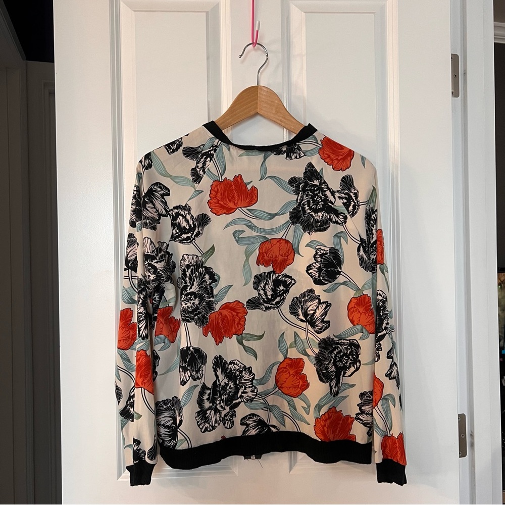 Light bomber jacket. - Picture 3 of 6